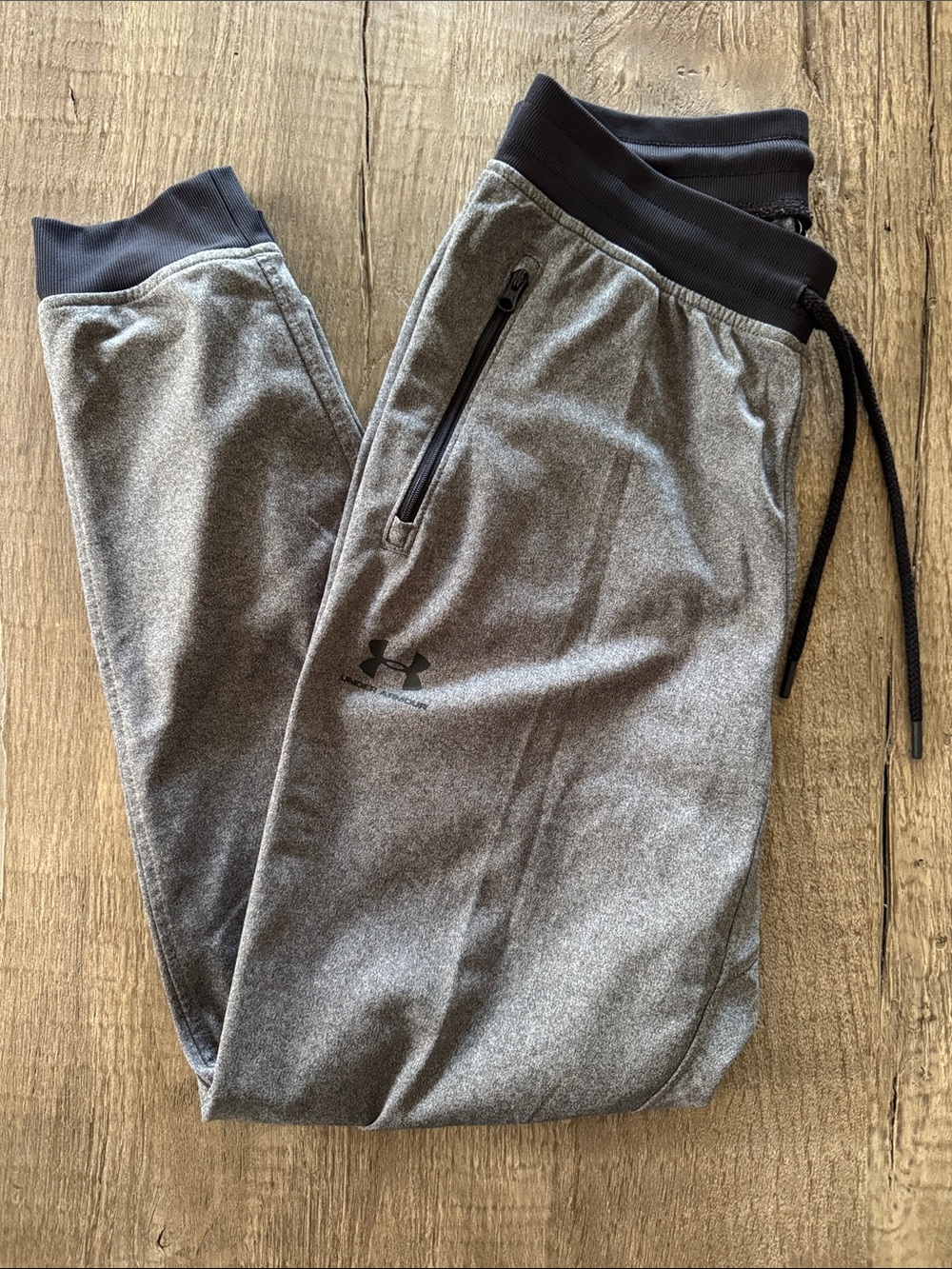 Under Armour Men's Gray Sweatpants with Black Waistband